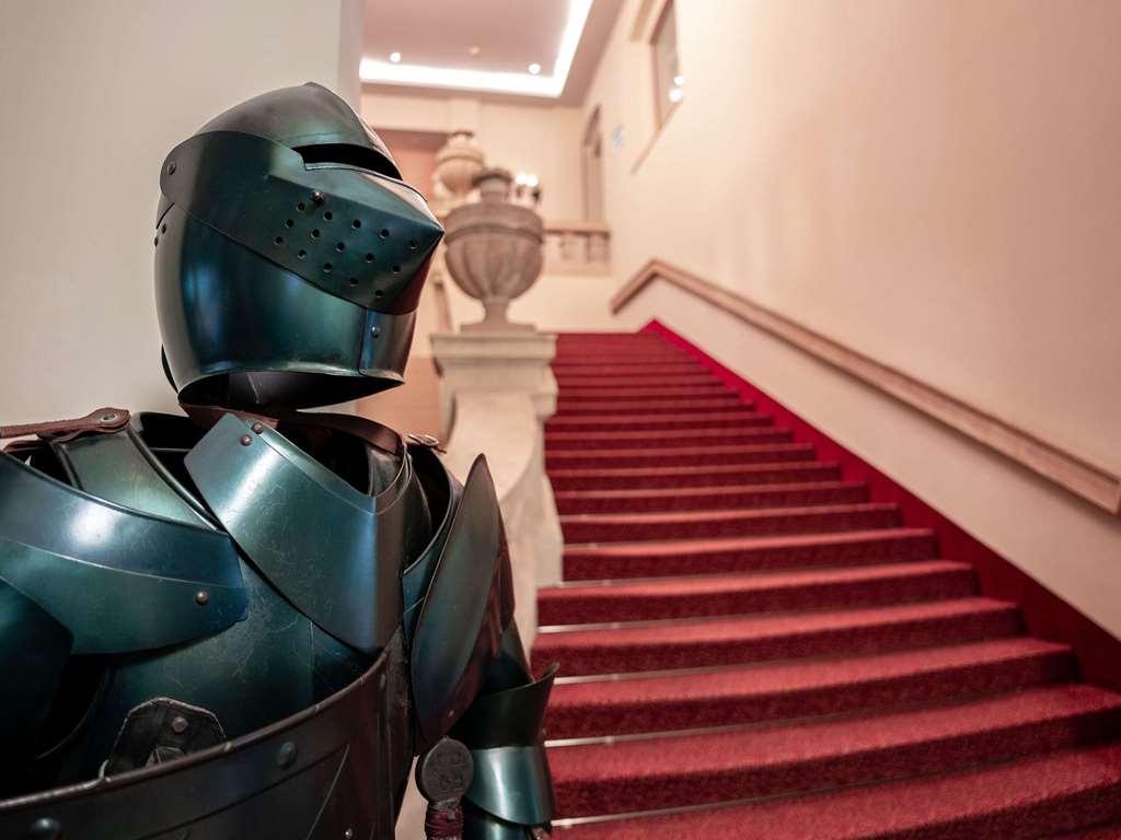 Mercure Szekesfehervar Magyar Kiraly Buitenkant foto